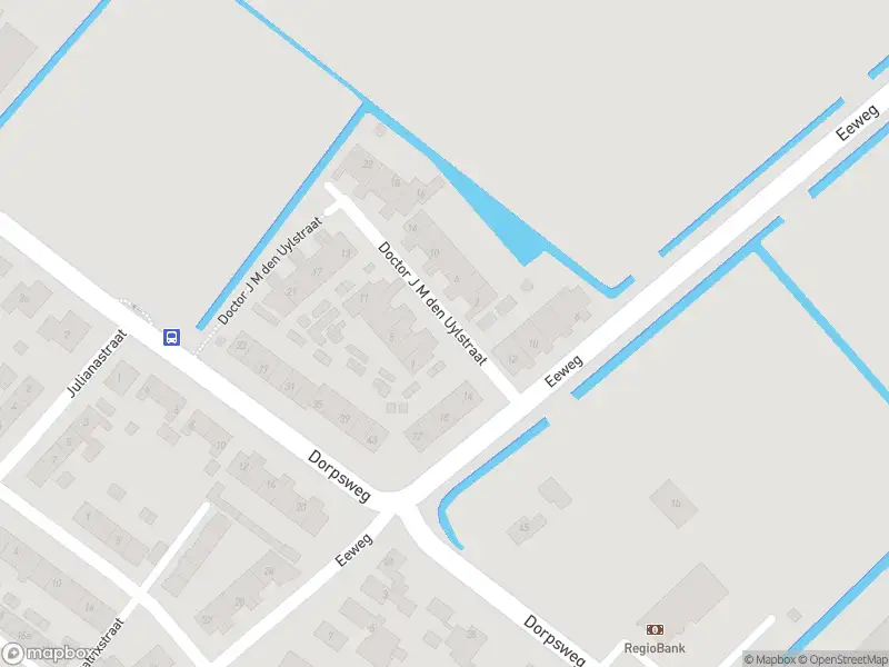 Ambulance met gepaste spoed naar de Dr. J M den Uylstraat in Oudenhoorn
