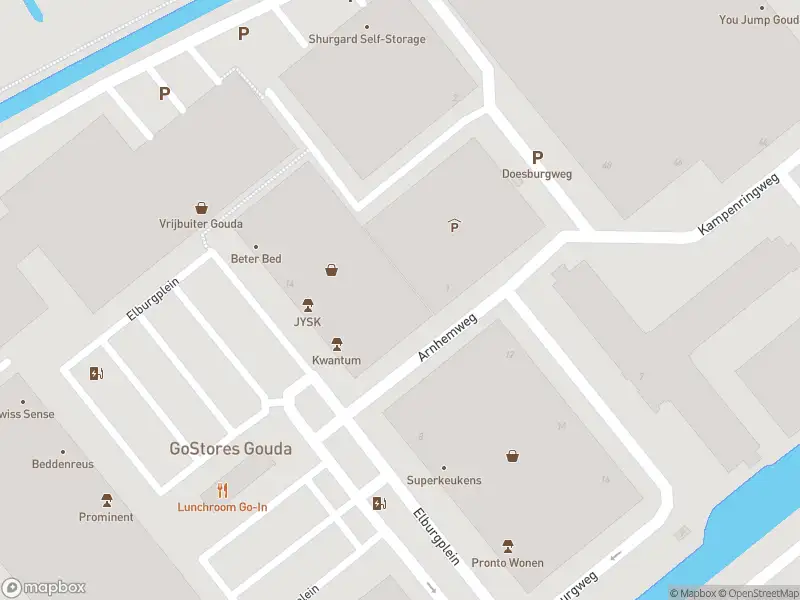 Ambulance met grote spoed naar de Kampenringweg in Gouda