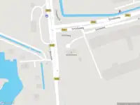 Ambulance naar de Smitsweg in Klaaswaal