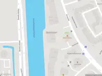 Ambulance met grote spoed naar de Kanaaldijk in Alkmaar