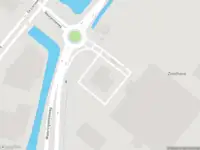 Ambulance met grote spoed naar de Wateringveldseweg in Wateringen