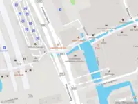 Ambulance met gepaste spoed naar de Stadhuisplein in Zaandam