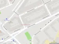 Ambulance met grote spoed naar de Mathenesserweg in Rotterdam