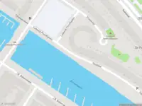 Politie naar de Rosestraat in Rotterdam vanwege ongeval met letsel