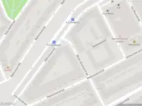 Ambulance met grote spoed naar de Willem Beukelszstraat in Rotterdam