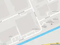 Ambulance met gepaste spoed naar de Korenmarkt in Zwaagdijk-Oost