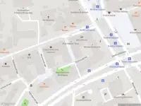 Ambulance met grote spoed naar de Tuindersstraat in Rotterdam