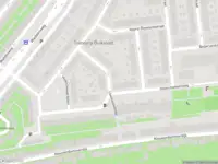 Ambulance met gepaste spoed naar de IJselmondestraat in Amsterdam