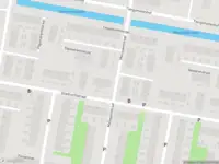 Ambulance met grote spoed naar de Papendrechtstraat in Rotterdam