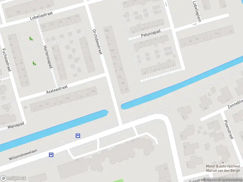 Ambulance met grote spoed naar de Orchideestraat in Spijkenisse