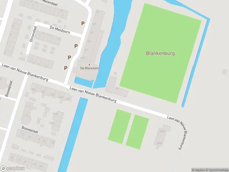 Ambulance met gepaste spoed naar de Laan van Nieuw Blankenburg in Rozenburg
