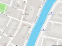 Ambulance met gepaste spoed naar de Zaagmolenkade in Rotterdam