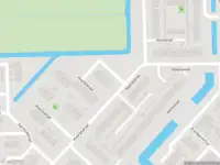 Ambulance met gepaste spoed naar de Kwartelstraat in Strijen