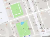 Ambulance met gepaste spoed naar de Jan Evertsenplaats in Rotterdam
