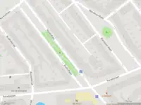 Ambulance met gepaste spoed naar de Rusthoflaan in Rotterdam