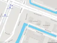 Ambulance met grote spoed naar de Maimonideslaan in Amstelveen
