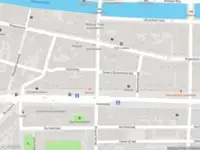 Ambulance met grote spoed naar de Utrechtse Veer in Leiden