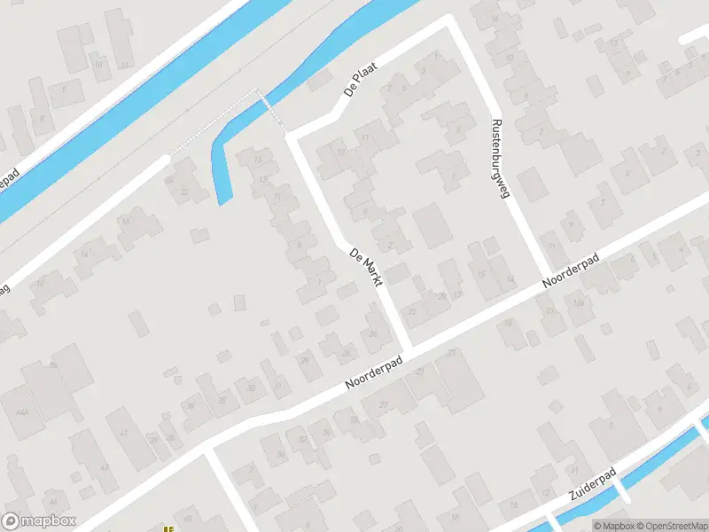 Ambulance met grote spoed naar de De Markt in Opperdoes