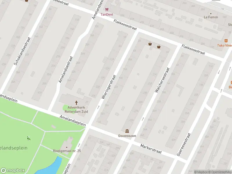 Ambulance met gepaste spoed naar de Wieringerstraat in Rotterdam