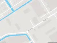Ambulance met grote spoed naar de Volkelstraat in Rotterdam