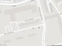 Ambulance met grote spoed naar de Olivier van Noortlaan in Vlaardingen