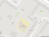 Ambulance met grote spoed naar de Benedenlangs in Amsterdam