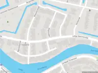Ambulance met gepaste spoed naar de Leghornstraat in Amsterdam