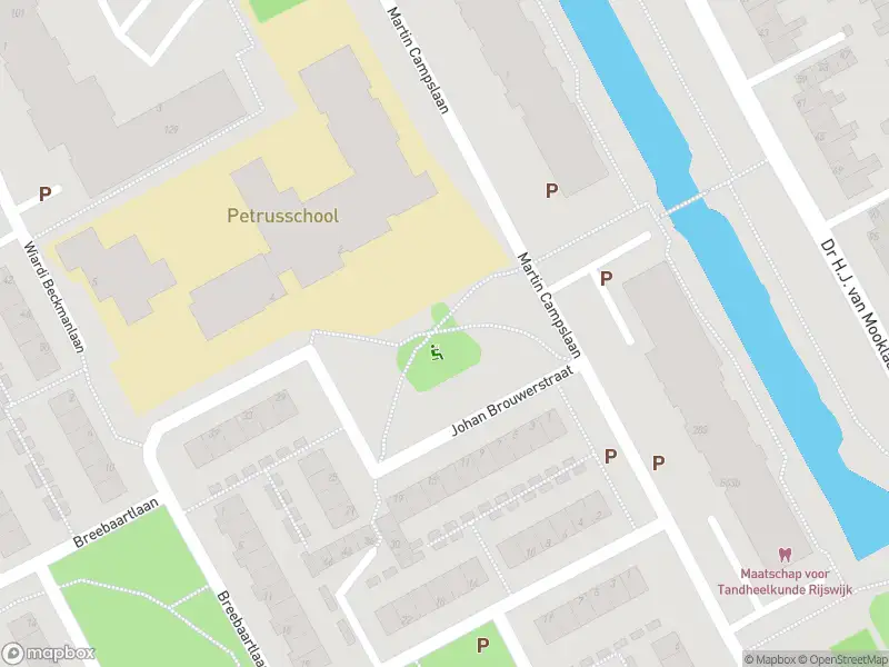 Ambulance met grote spoed naar de Johan Brouwerstraat in Rijswijk
