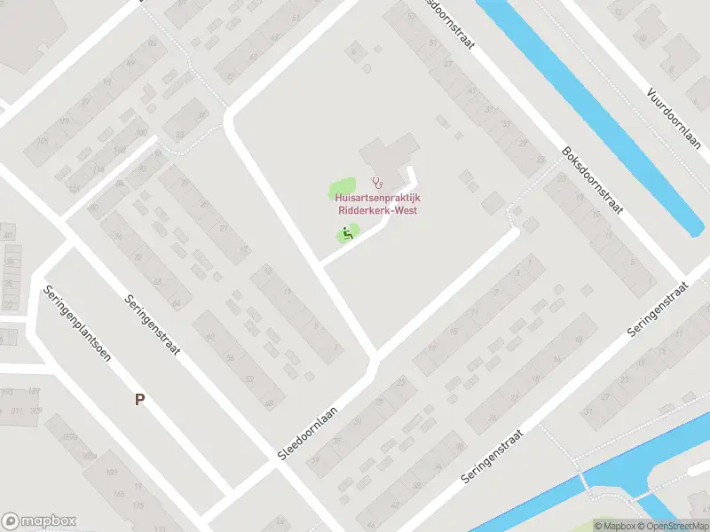Ambulance met grote spoed naar de Meidoornlaan in Ridderkerk