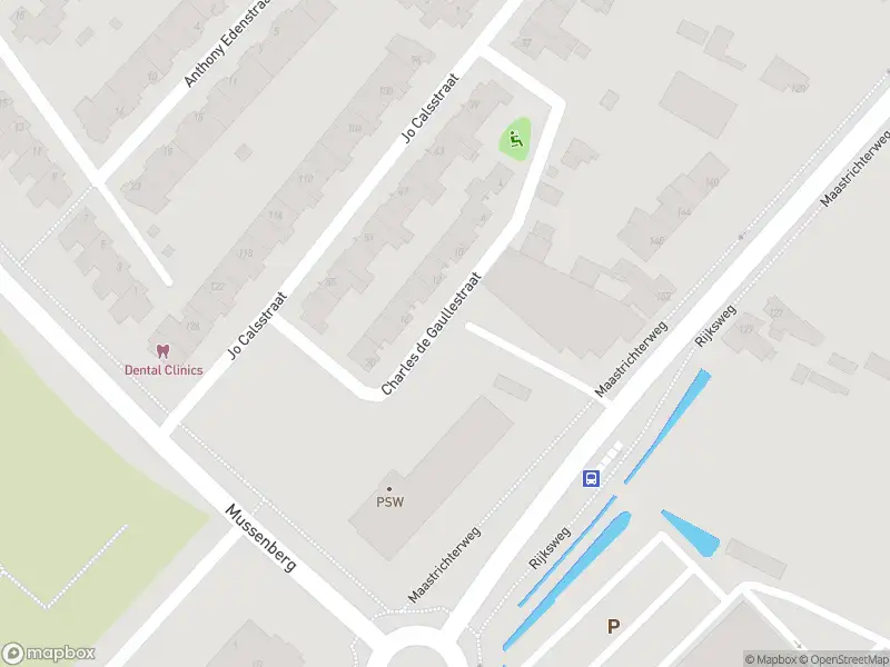 Ambulance met gepaste spoed naar de Charles de Gaullestraat in Herten
