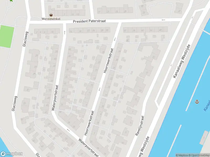 Ambulance met gepaste spoed naar de Hoornwerkstraat in Hellevoetsluis