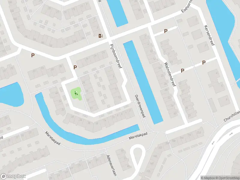 Ambulance met gepaste spoed naar de Pijnboomdreef in Vlaardingen
