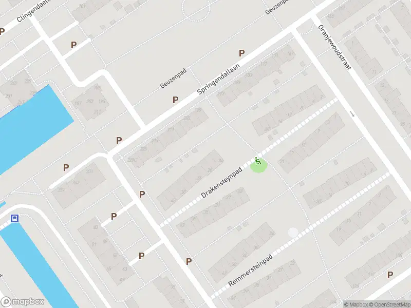 Brandweer met grote spoed naar de Brandenborchstraat in Almere vanwege reanimatie
