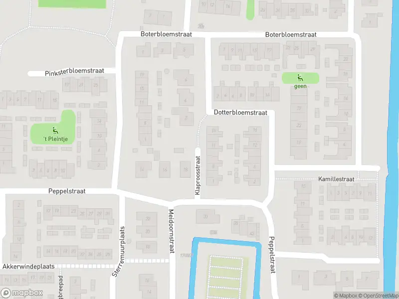 Ambulance met grote spoed naar de Klaproosstraat in Bleskensgraaf