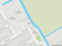 Ambulance met grote spoed naar de Kornoeljestraat in 's-Gravenhage