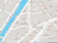 Ambulance met gepaste spoed naar de Kattengat in Amsterdam