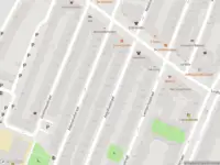 Ambulance met grote spoed naar de Aegidiusstraat in Rotterdam