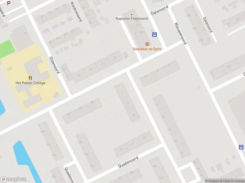 Ambulance met gepaste spoed naar de Quadenoord in Rotterdam
