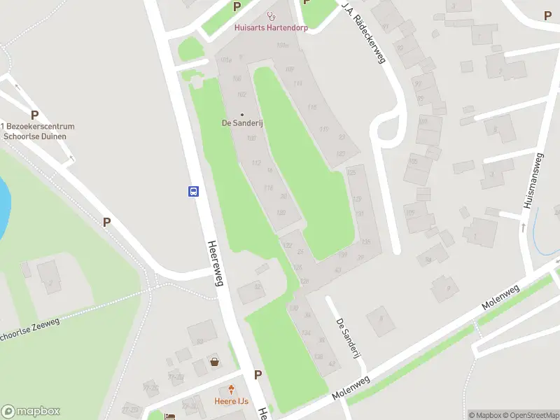 Ambulance met grote spoed naar de De Sanderij in Schoorl