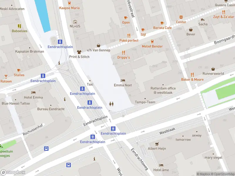 Ambulance met gepaste spoed naar de Eendrachtsplein in Rotterdam