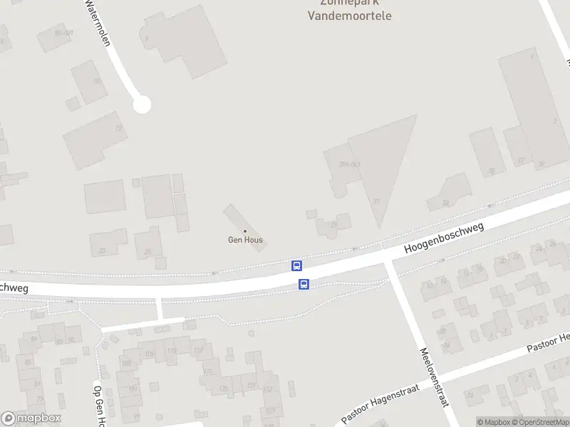 Brandweer met gepaste spoed naar de Hoogenboschweg in Brunssum