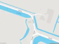 Ambulance met grote spoed naar de Laanweg in Zuidschermer