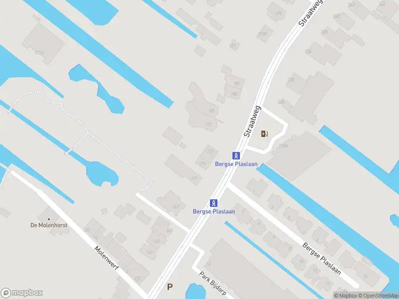 Ambulance met gepaste spoed naar de Straatweg in Rotterdam