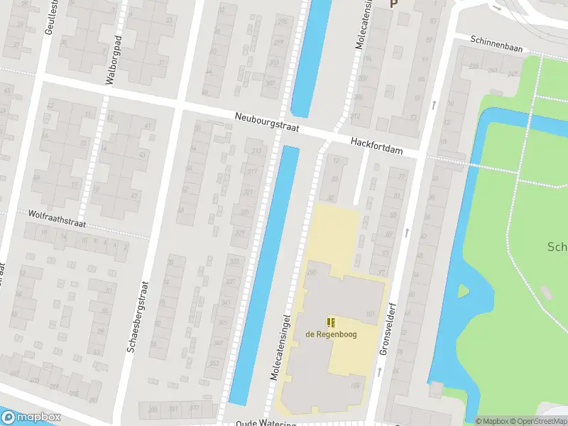 Ambulance met grote spoed naar de Molecatensingel in Rotterdam