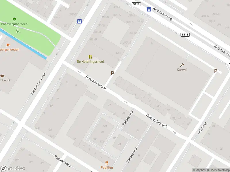 Ambulance met grote spoed naar de Bosrankstraat in Amsterdam