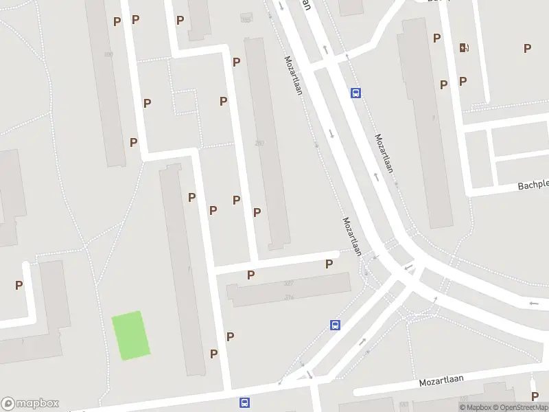 Ambulance met grote spoed naar de Johann Straussplein in Schiedam