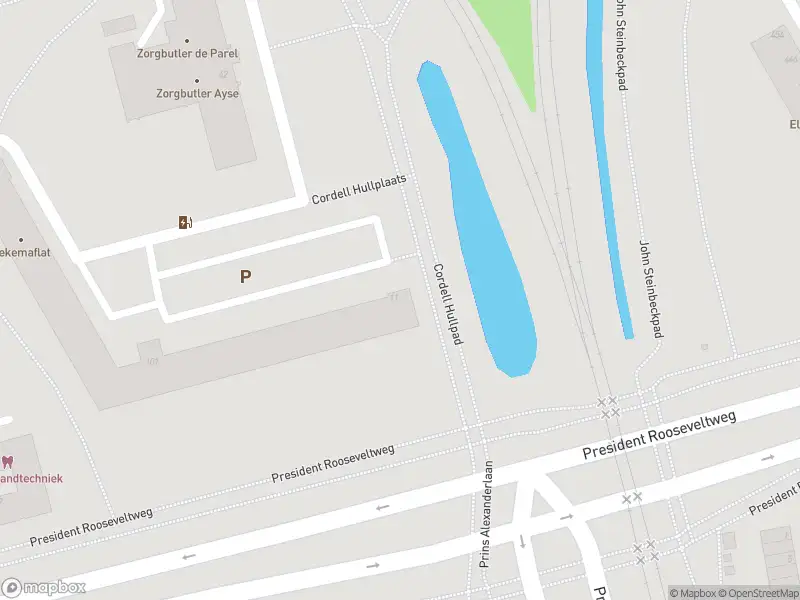 Ambulance met gepaste spoed naar de Cordell Hullplaats in Rotterdam