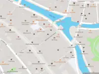 Brandweer met gepaste spoed naar de Mandenmakerssteeg in Leiden vanwege afgaan automatisch brandalarm