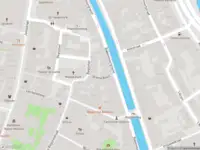 Ambulance met gepaste spoed naar de Ridderstraat in Haarlem