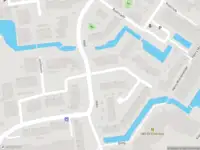 Ambulance met grote spoed naar de Ernst Barlachrade in Capelle aan den IJssel